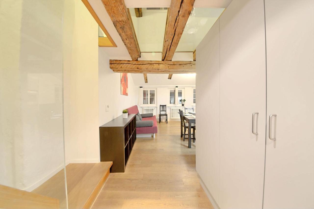 Hitrental Schmidgasse - Apartments Zürich Eksteriør bilde